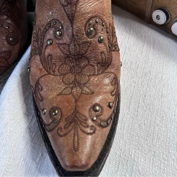 Brown Embroidered Women’s Cavender’s Cowboy Boots with Studs Size 7 B - Picture 11 of 14